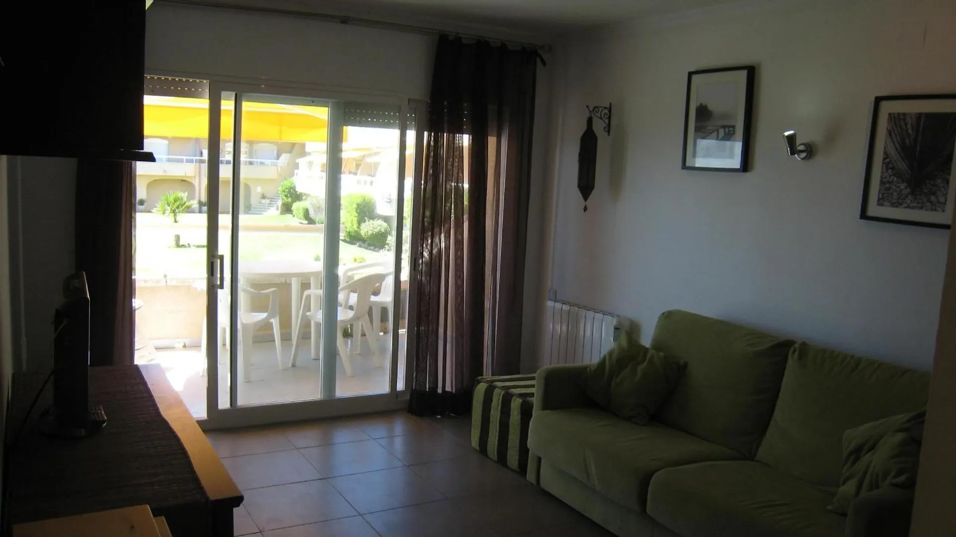 Estudio Renovado Con Acceso Directo A La Playa, Piscina Y Jardin En L'Estartit - Es-323-35