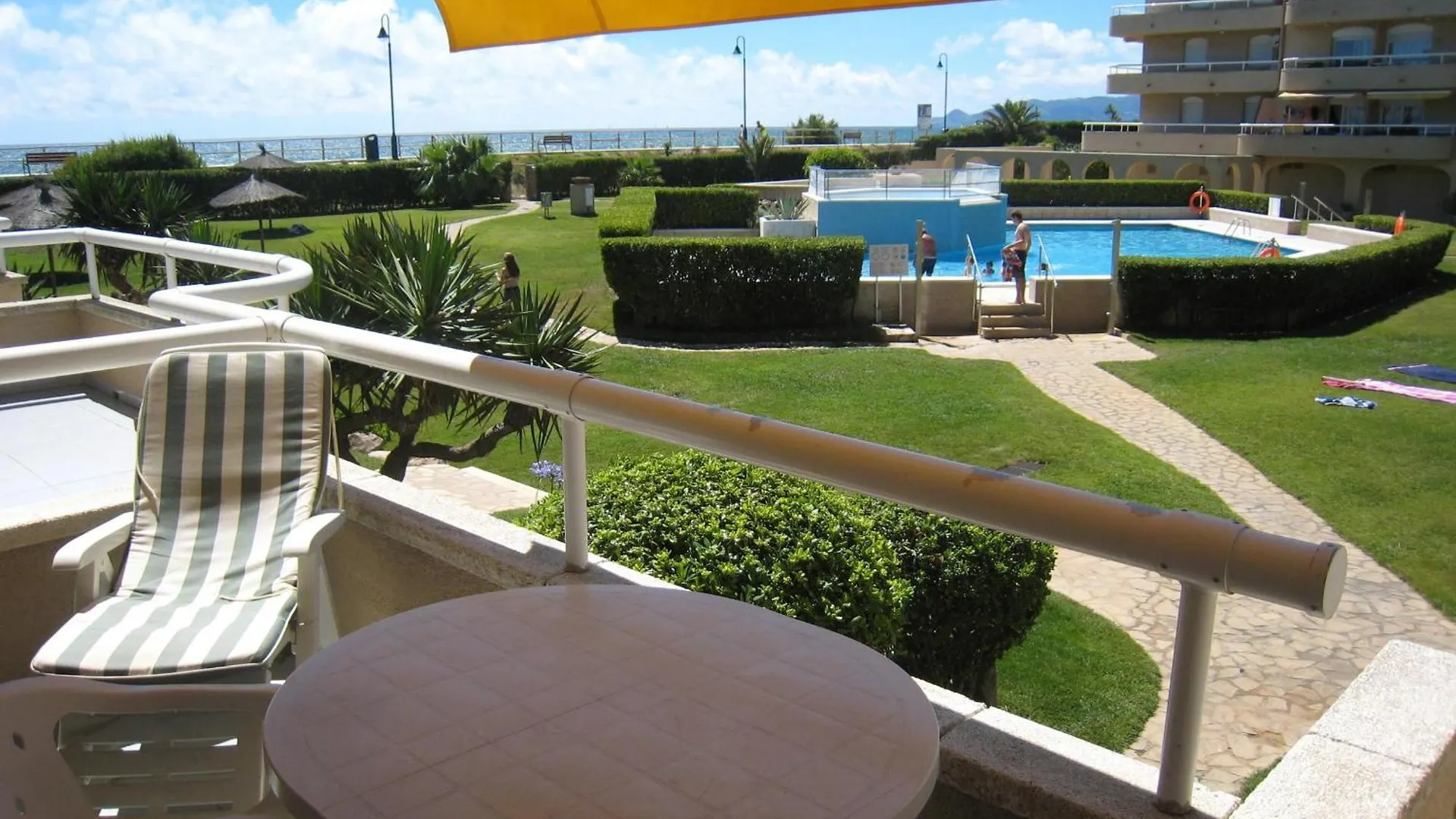 Estudio Renovado Con Acceso Directo A La Playa, Piscina Y Jardin En L'Estartit - Es-323-35